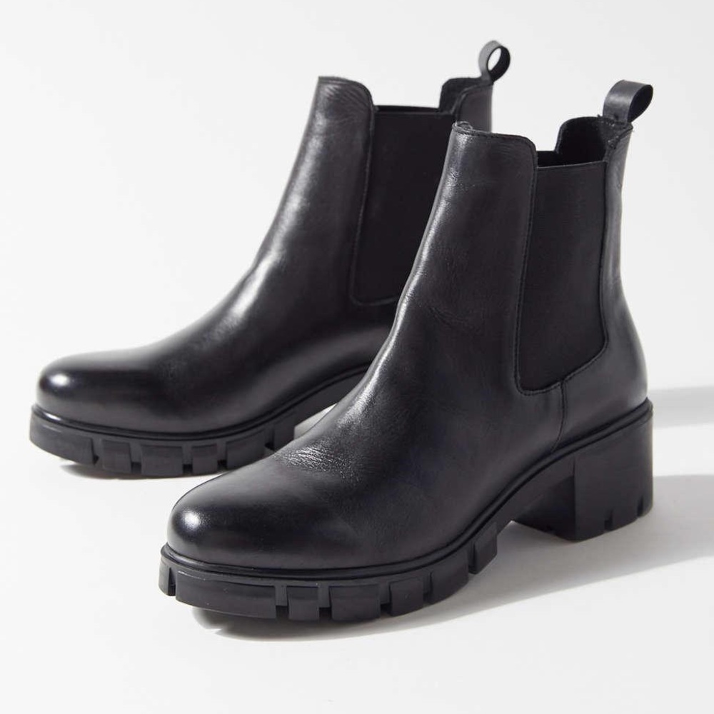 Urban outfitters boots